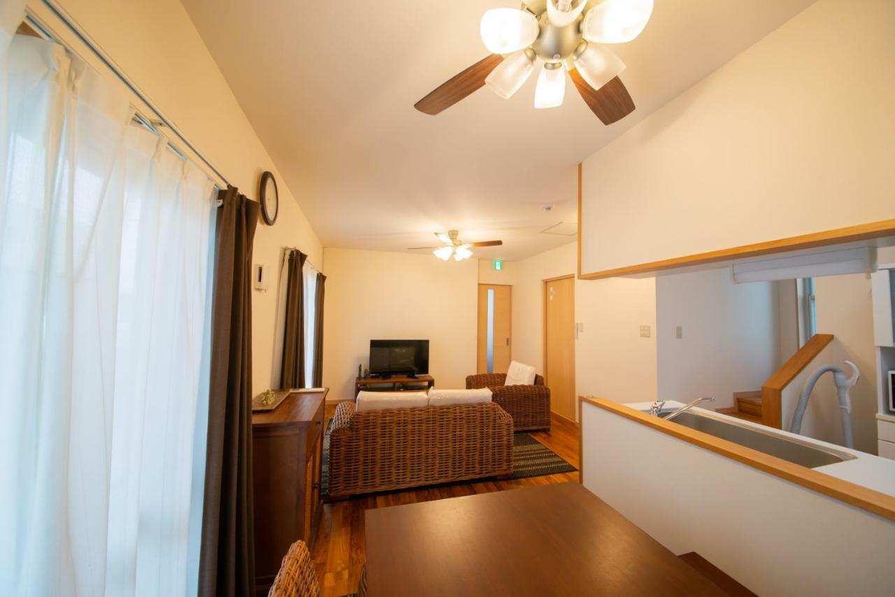 Pine House In Ishigaki Villa Ishigaki  Exterior photo